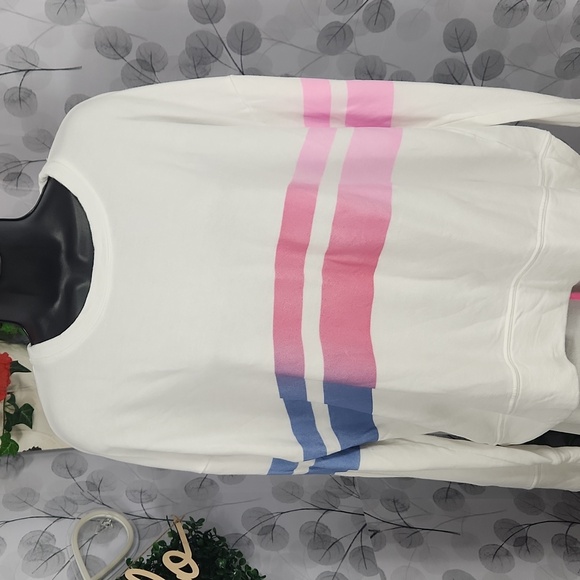 Sundry Ombre Stripe Cozy Set - Picture 5 of 16